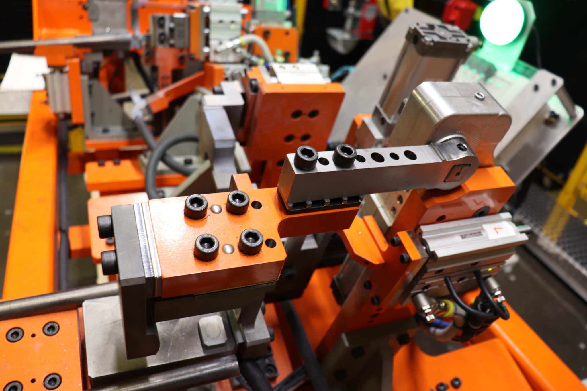 Custom Robotic Weld Cells Tennessee Tool & Engineering